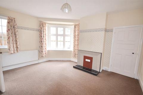 3 bedroom semi-detached house to rent, Humberstone Drive, Leicester