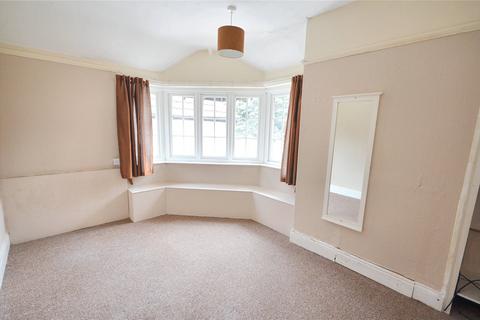 3 bedroom semi-detached house to rent, Humberstone Drive, Leicester