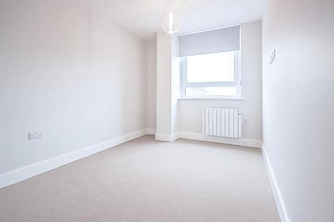 2 bedroom apartment to rent, Vista Tower, St Georges Way, Stevenage