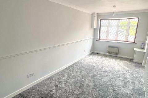 3 Beaton Road, Sutton Coldfield, B74 4RU