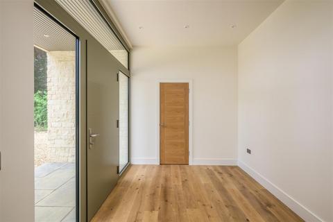 12a Vicars Close, Biddenham, Bedford, MK40 4BG