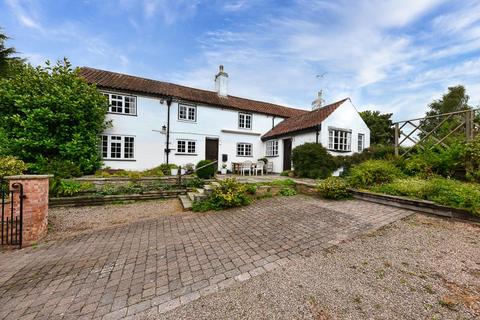 4 bedroom cottage for sale, Red Lane, Lowdham, Nottingham