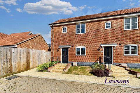 2 bedroom end of terrace house for sale, Swale View, Thetford, IP24