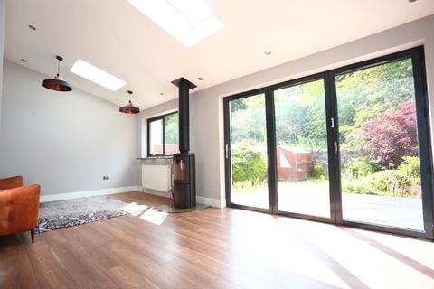3 bedroom terraced house to rent, Howden Hall Drive, Gracemount, Edinburgh, EH16