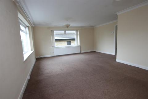 12 Rose Mount, Bradford, BD2 4JJ