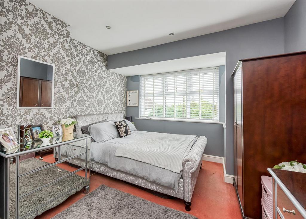 8 Sunridge Avenue-Bedroom 1.jpg