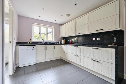 6 Lysander Way, Moreton-in-marsh, GL56 0GF