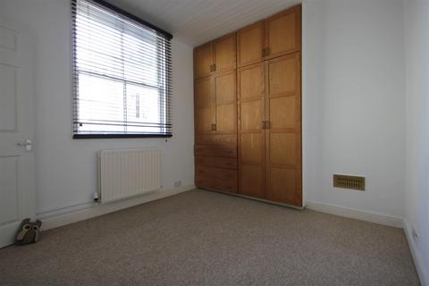 2 bedroom flat to rent, Bedford Place, Brighton