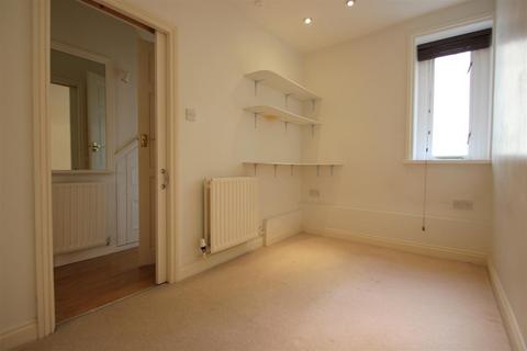 2 bedroom flat to rent, Bedford Place, Brighton