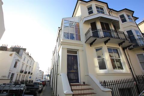 2 bedroom flat to rent, Bedford Place, Brighton