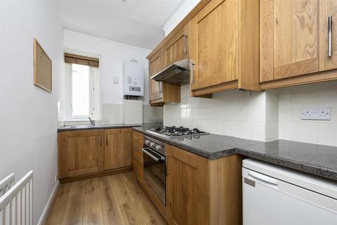 2 bedroom flat to rent, Bedford Place, Brighton