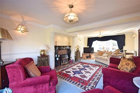 4 bedroom detached house for sale, Bryn Y Paderau, Tywyn, Gwynedd, LL36