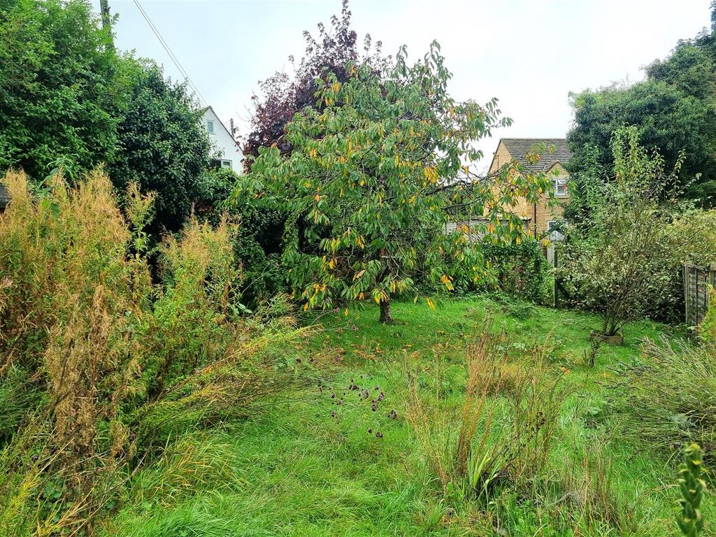 1 Blackcross - Garden.jpg