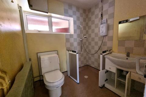 1 Blackcross, Chippenham, SN15 3LD