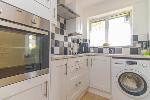 1 bedroom terraced bungalow for sale, London Road, Leicester, LE2