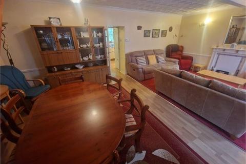 15 Gethin Road, Tonypandy, CF40 1EF