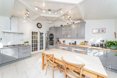 4 bedroom detached house for sale, Colemans Lane, Chelmsford CM3