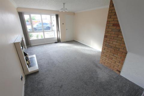 2 bedroom townhouse to rent, Jersey Way, Barwell,