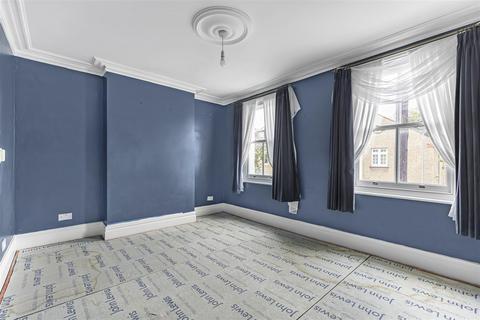 3 bedroom end of terrace house for sale, Sefton Street, Putney, SW15