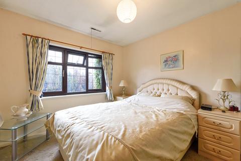 4 Clayworth Close, Sidcup, DA15 9HJ