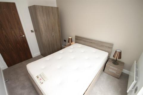 2 bedroom apartment to rent, Greengate, Salford M3