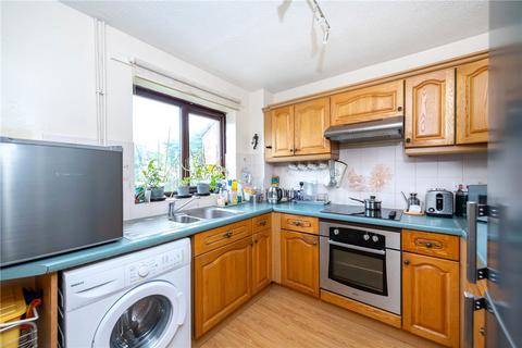 6 Akeman Close, Bourne, PE10 9XE