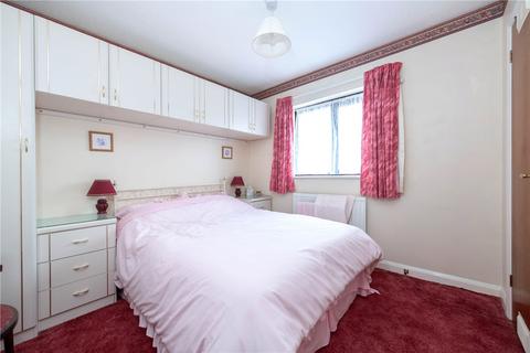 6 Akeman Close, Bourne, PE10 9XE