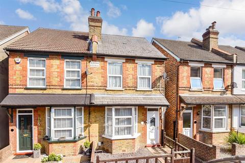 2 bedroom semi-detached house for sale, Little Roke Avenue, Kenley, Surrey