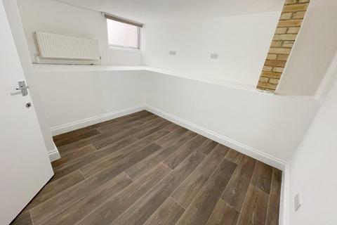 1 bedroom flat to rent, Chatsworth Road, London E5