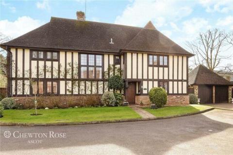 5 bedroom detached house for sale, Snows Ride, Windlesham