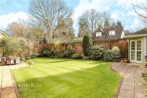 5 bedroom detached house for sale, Snows Ride, Windlesham