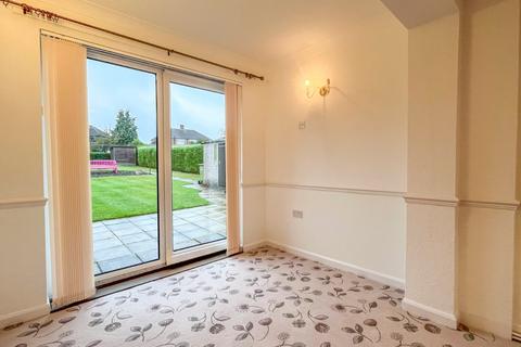 3 bedroom semi-detached house for sale, Dorton Avenue, Gainsborough, Lincolnshire, DN21