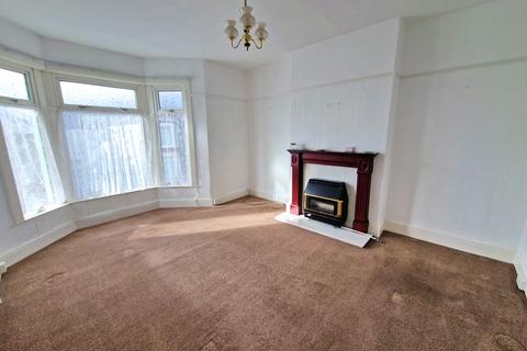 2 bedroom flat for sale, 2B BLUNDELL AVENUE, PORTHCAWL, CF36 3YY