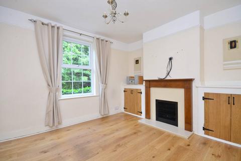 2 bedroom cottage to rent, Perry Hill, Worplesdon, Guildford, GU3