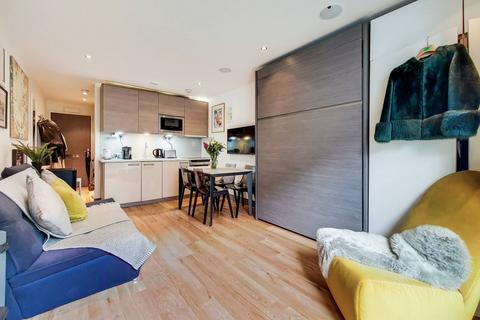 Studio for sale, Park Street, Chelsea Creek, London, SW6