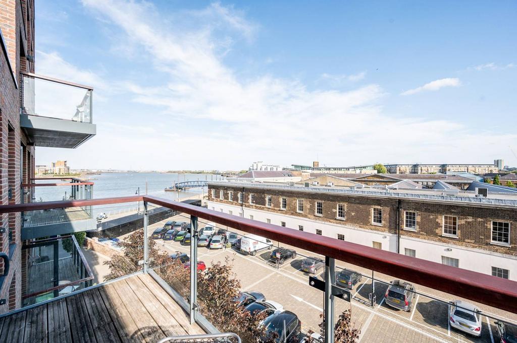 Imperial Building, Woolwich... 2 bed flat to rent £2,300 pcm (£531 pw)
