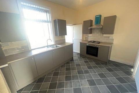 2 bedroom terraced house to rent, Willows Lane, Accrington