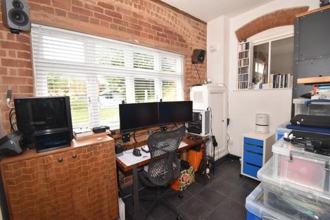 5 Van Buren Place, Exeter, EX2 7TJ