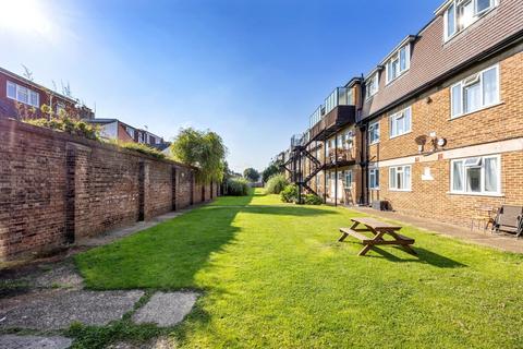 2 bedroom flat for sale, Sheridan Terrace, Hove