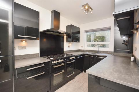 1 bedroom flat for sale, Upperton Road, Eastbourne