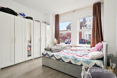 89 Rosslyn Crescent, Harrow, HA1 2SA