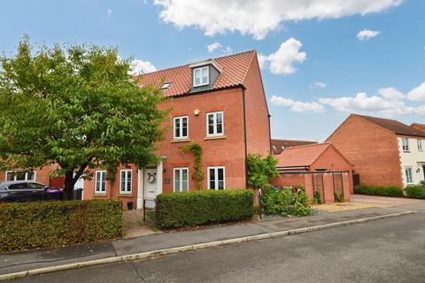 25 Buttercup Drive, Bourne, PE10 0PZ