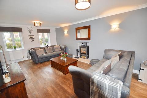 25 Buttercup Drive, Bourne, PE10 0PZ
