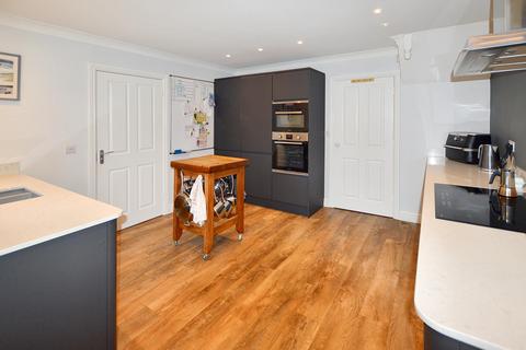 25 Buttercup Drive, Bourne, PE10 0PZ