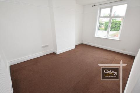 3 bedroom flat to rent, Portswood Road, SOUTHAMPTON SO17