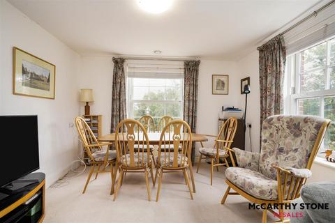 2 bedroom apartment for sale, Peel Court, College Way, Welwyn Garden City, Hertfordshire, AL8 6DG