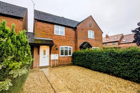 3 bedroom semi-detached house to rent, Strensham Gate, Upper Strensham, Worcestershire