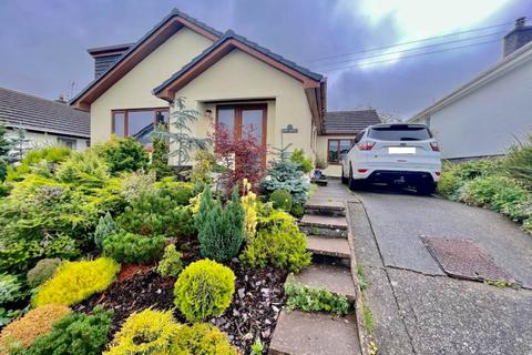 4 bedroom bungalow for sale, Trefaenor, Comins Coch, Aberystwyth