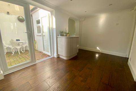 3 bedroom terraced house for sale, Temple Street, Brighton, BN1