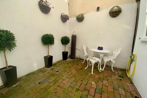 3 bedroom terraced house for sale, Temple Street, Brighton, BN1